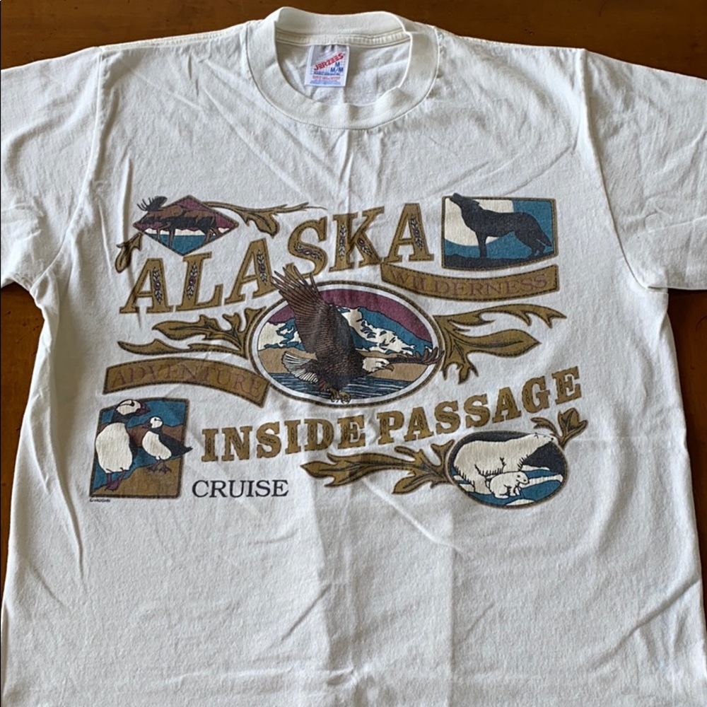 Vintage Alaskan cruise tshirt